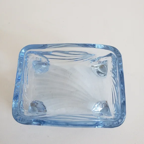 #Cambridge Caprice Moonlight Blue Glass Koi Fish Footed Cigarette Box - Picture 14 of 14